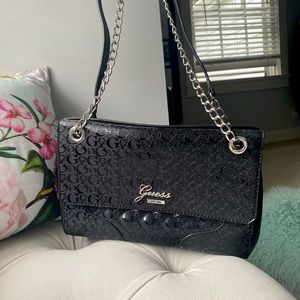 NEW Guess logo embellished shoulder bag with adjustable strap